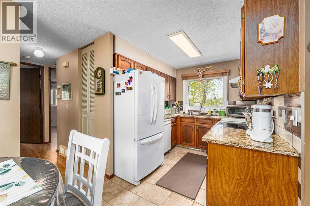 71 Sunmills Drive Se, Calgary, Alberta  T2X 2R4 - Photo 10 - A2299447