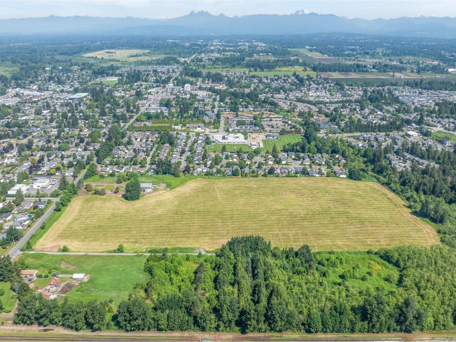 2620 272 Street, Langley, British Columbia  V4W 2Z2 - Photo 6 - R3129438