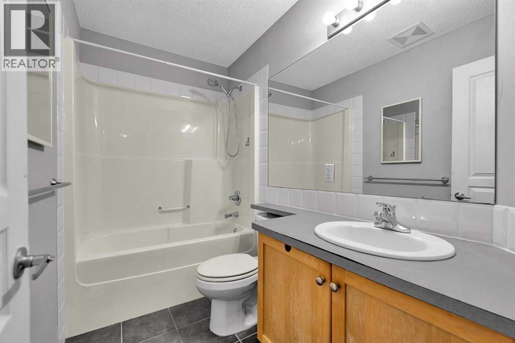 164 Bridleridge Gardens Sw, Calgary, Alberta  T2Y 4L4 - Photo 19 - A2314223