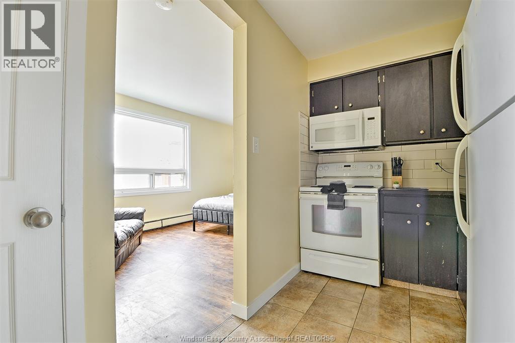 821 Pillette Unit# 7, Windsor, Ontario  N8Y 3B4 - Photo 12 - 26008363