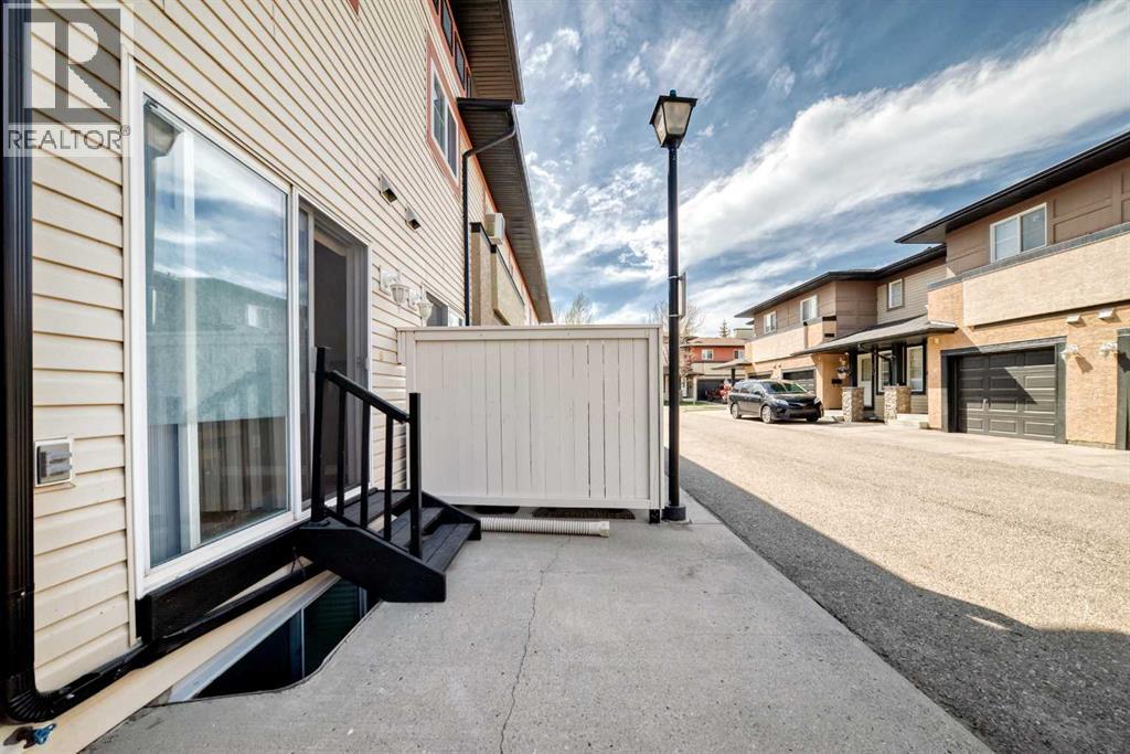 173 Eversyde Common Sw, Calgary, Alberta T2Y 4Z5 - Photo 38 - A2310892