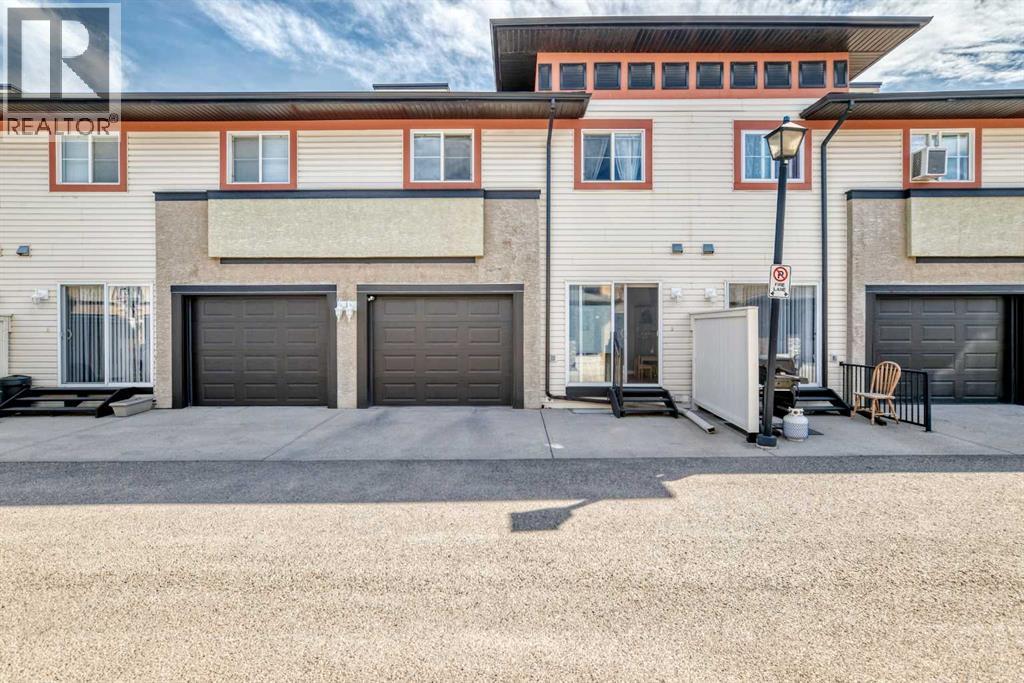 173 Eversyde Common Sw, Calgary, Alberta T2Y 4Z5 - Photo 40 - A2310892