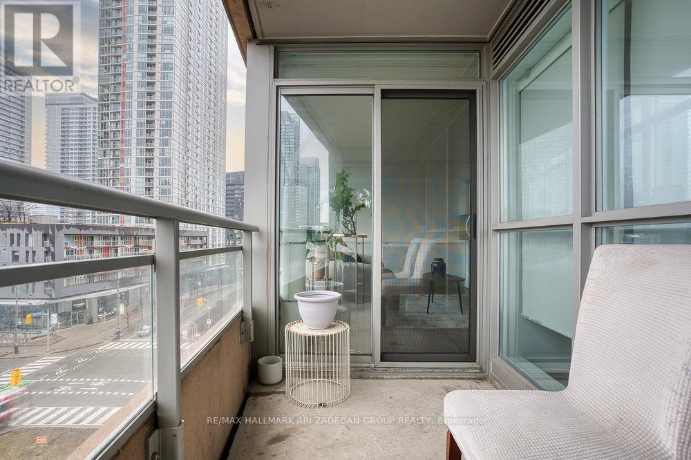 601 - 151 Dan Leckie Way, Toronto, Ontario  M5V 4B2 - Photo 31 - C13217386