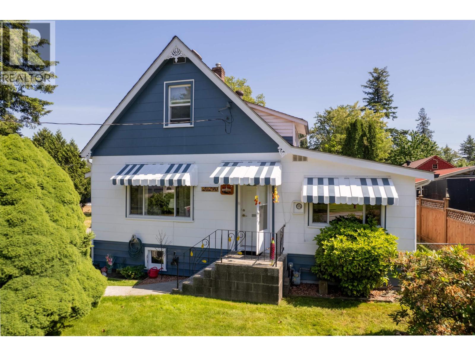 20290 WANSTEAD STREET, Maple Ridge, British Columbia
