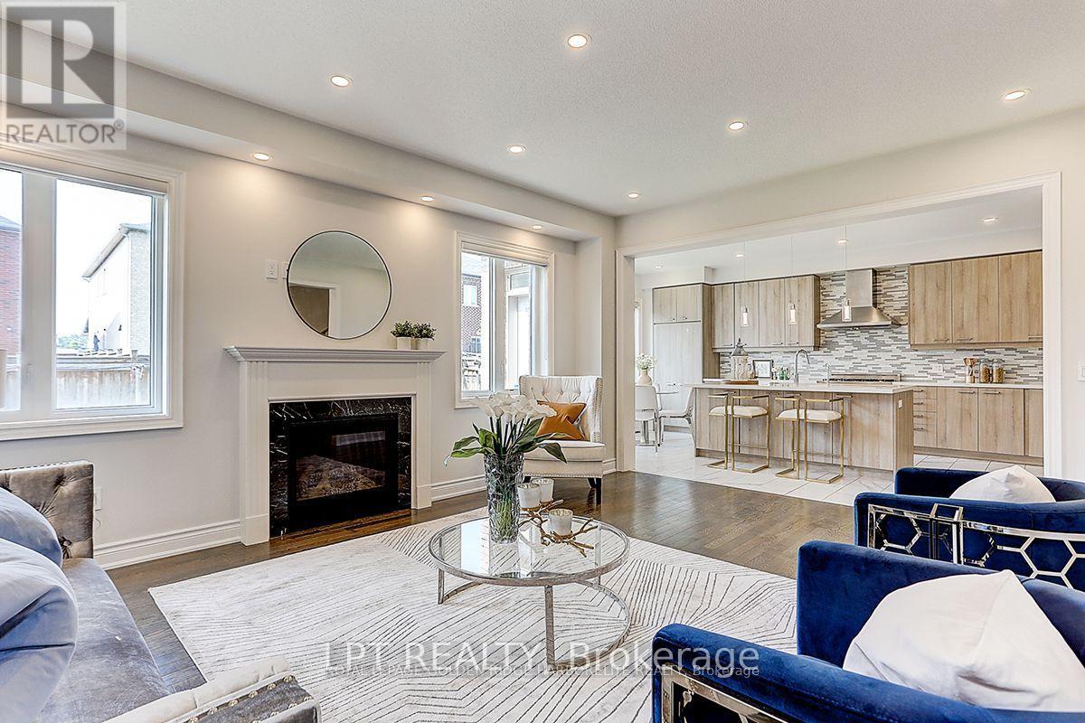 12 Baleberry Crescent, East Gwillimbury, Ontario  L9N 0P2 - Photo 10 - N13217380