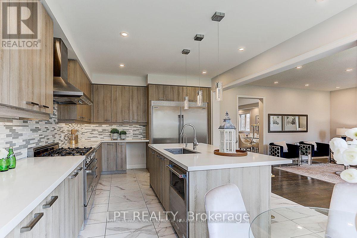 12 Baleberry Crescent, East Gwillimbury, Ontario  L9N 0P2 - Photo 15 - N13217380