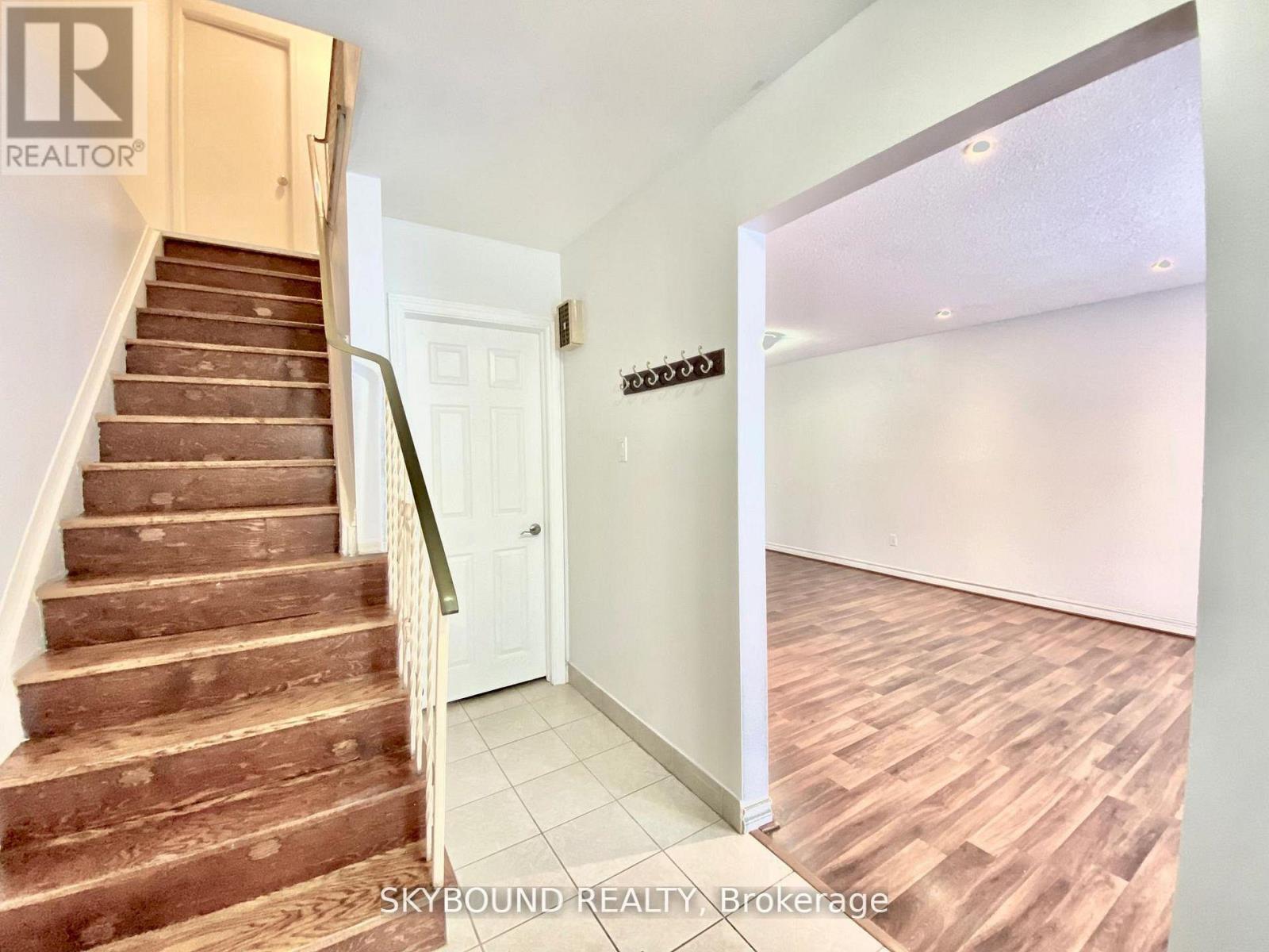 252 William Roe Boulevard N, Newmarket, Ontario  L3Y 1B5 - Photo 7 - N13217396