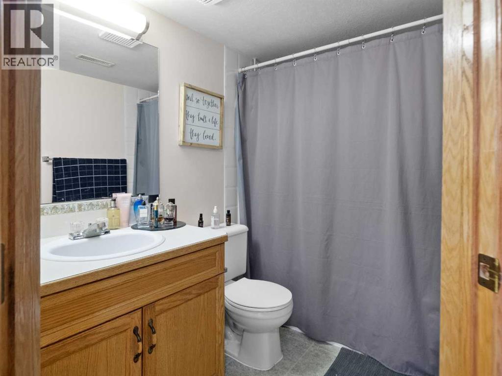 5228 41 Streetcrescent, Innisfail, Alberta  T4G 1W5 - Photo 23 - A2312202
