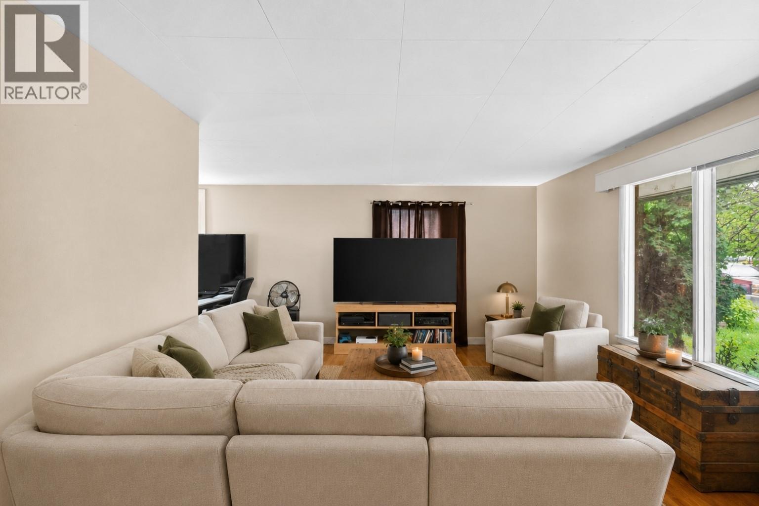 1829 Abbott Street, Kelowna, British Columbia  V1Y 1B6 - Photo 6 - 10386652