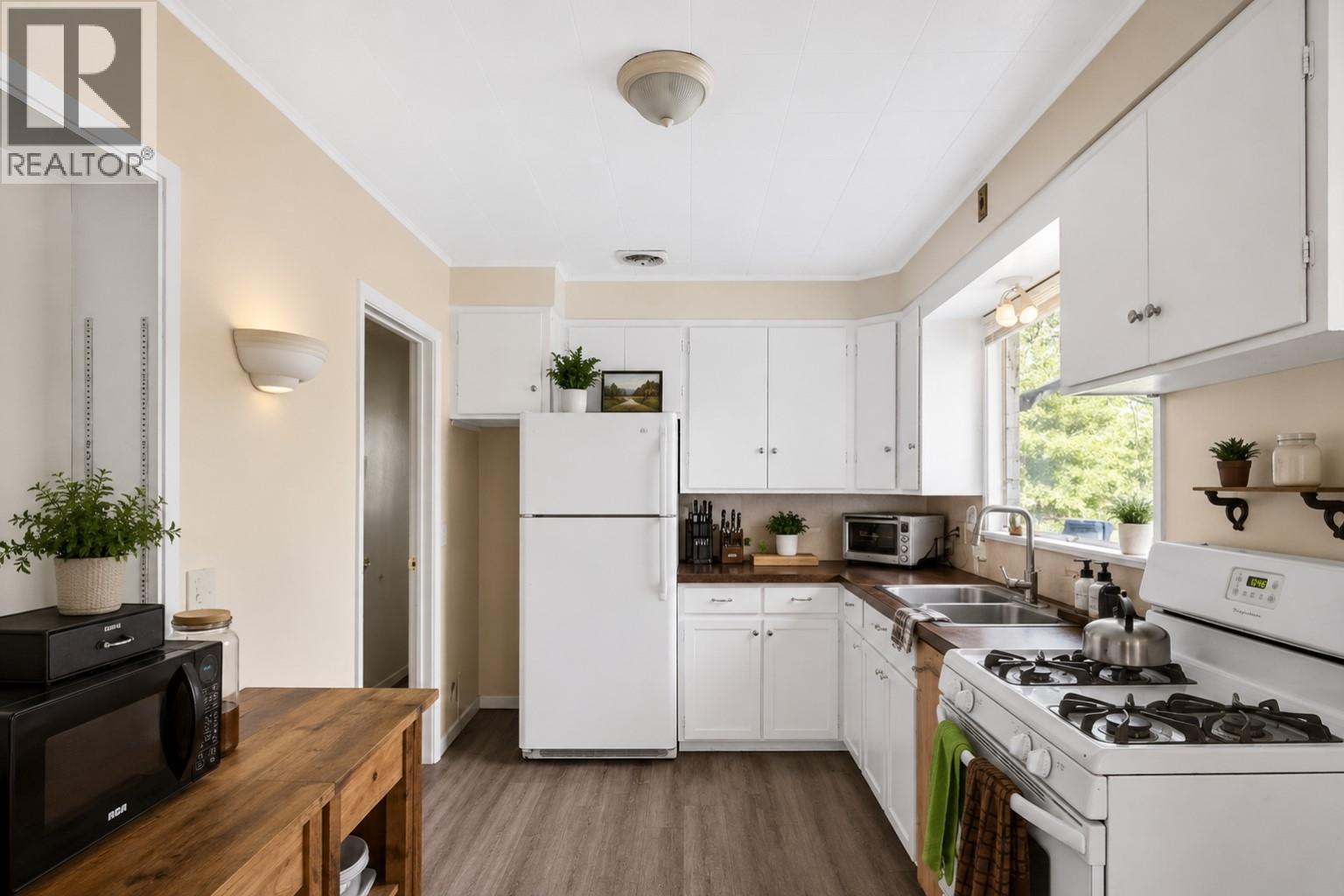 1829 Abbott Street, Kelowna, British Columbia  V1Y 1B6 - Photo 7 - 10386652