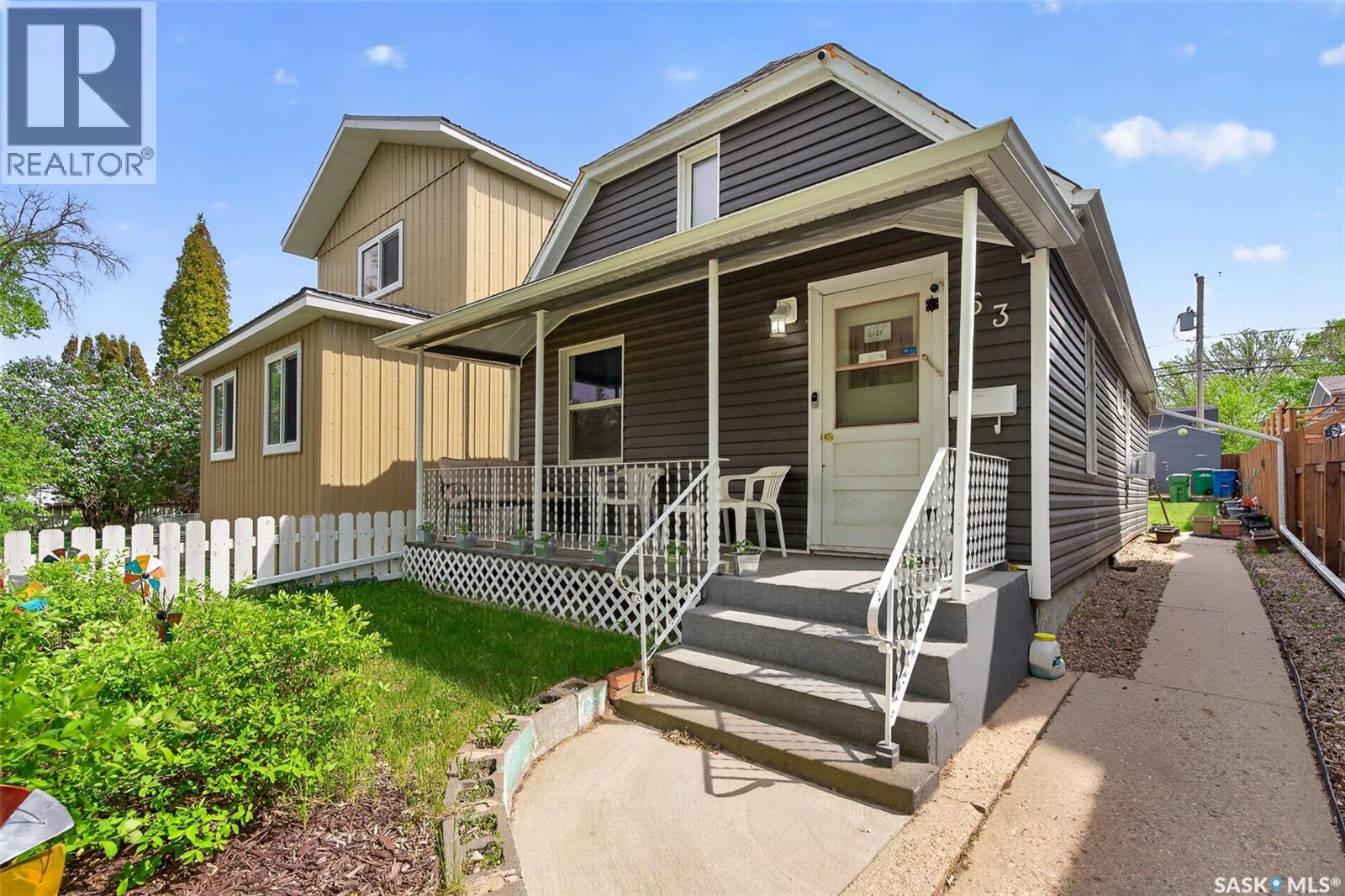 53 Lillooet Street E, Moose Jaw, Saskatchewan  S6H 4S3 - Photo 2 - SK037658