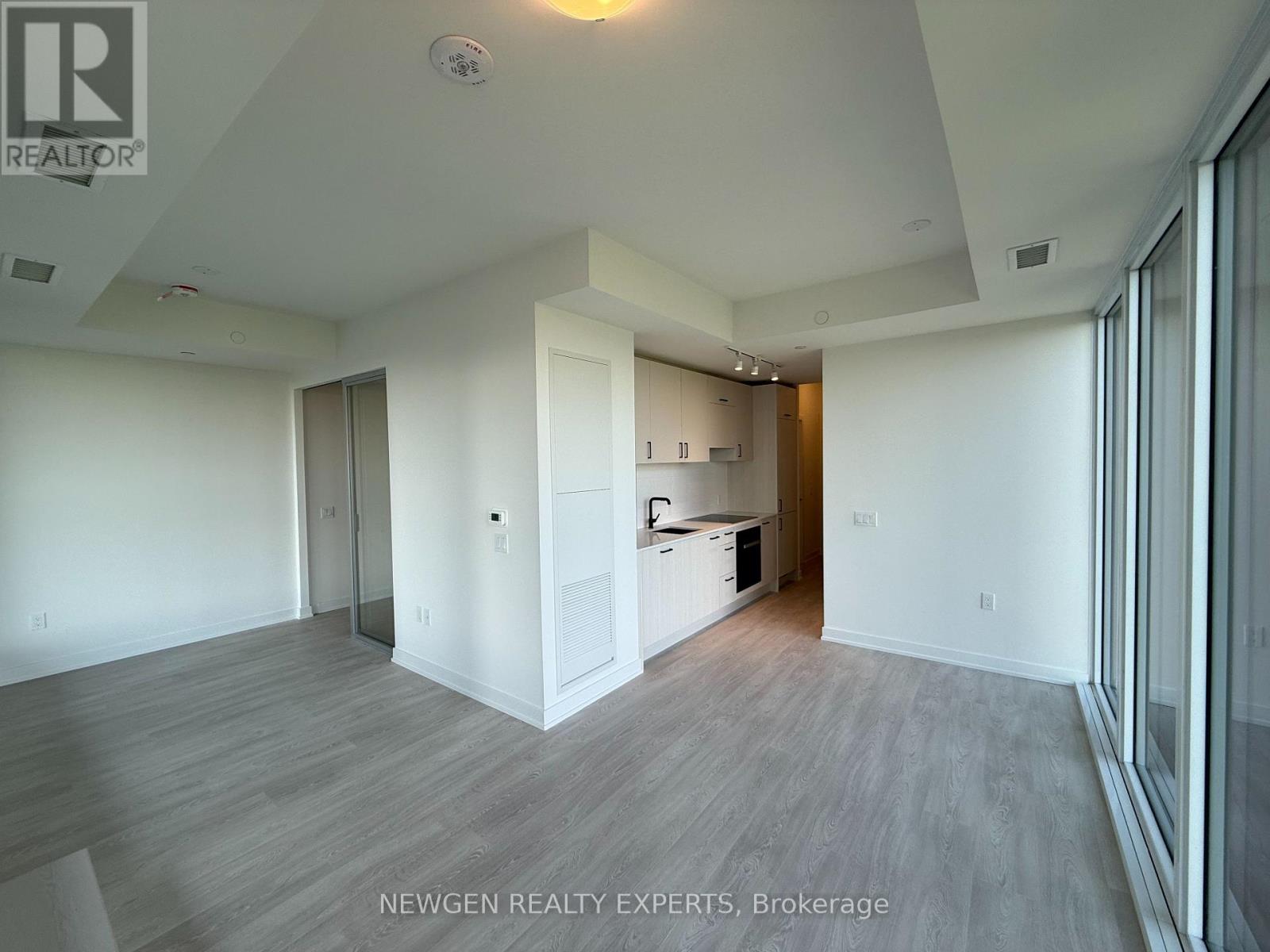 2911 - 5 Quarrington Lane, Toronto, Ontario  M3C 0S5 - Photo 12 - C13217422