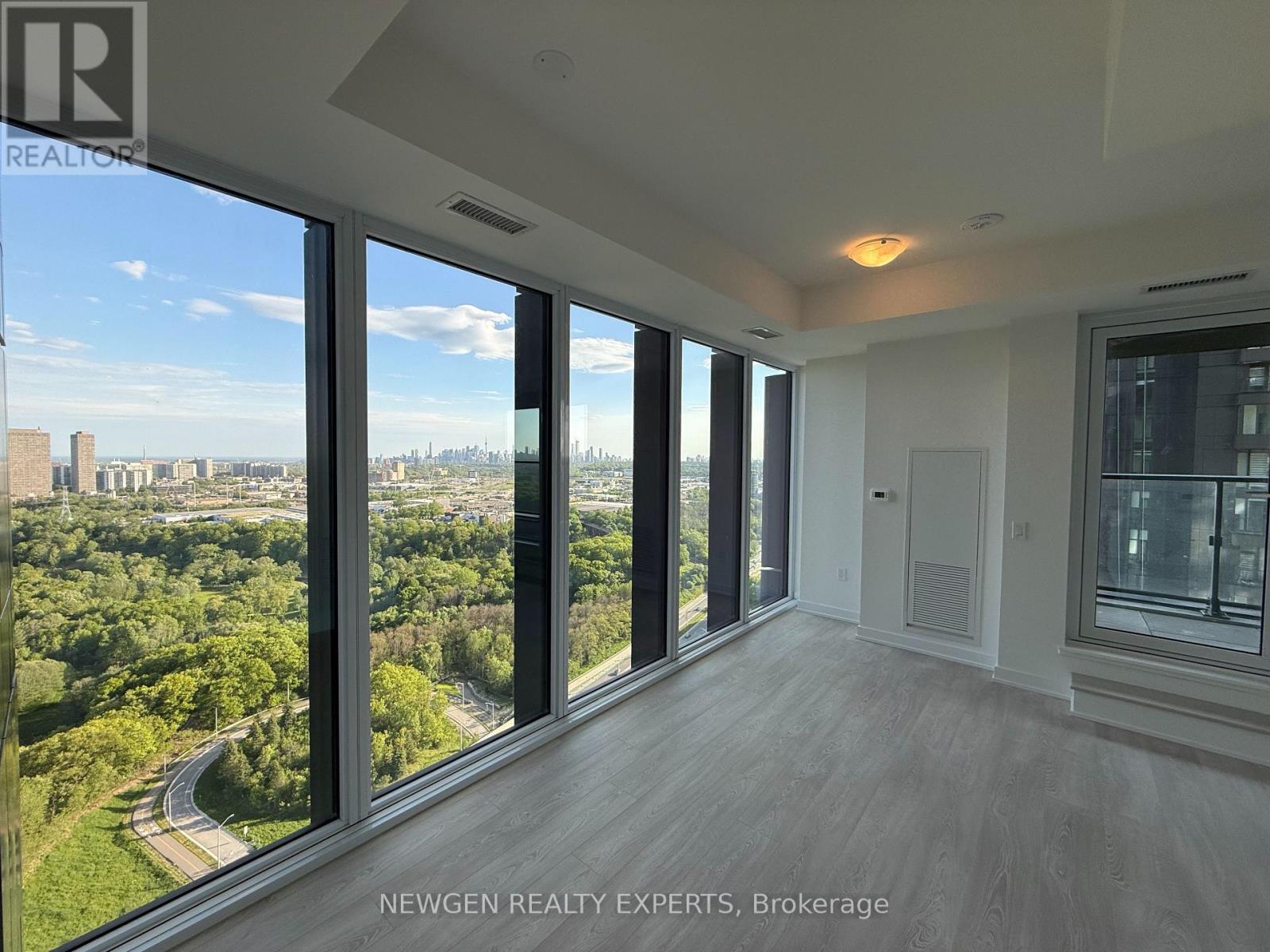 2911 - 5 Quarrington Lane, Toronto, Ontario  M3C 0S5 - Photo 5 - C13217422