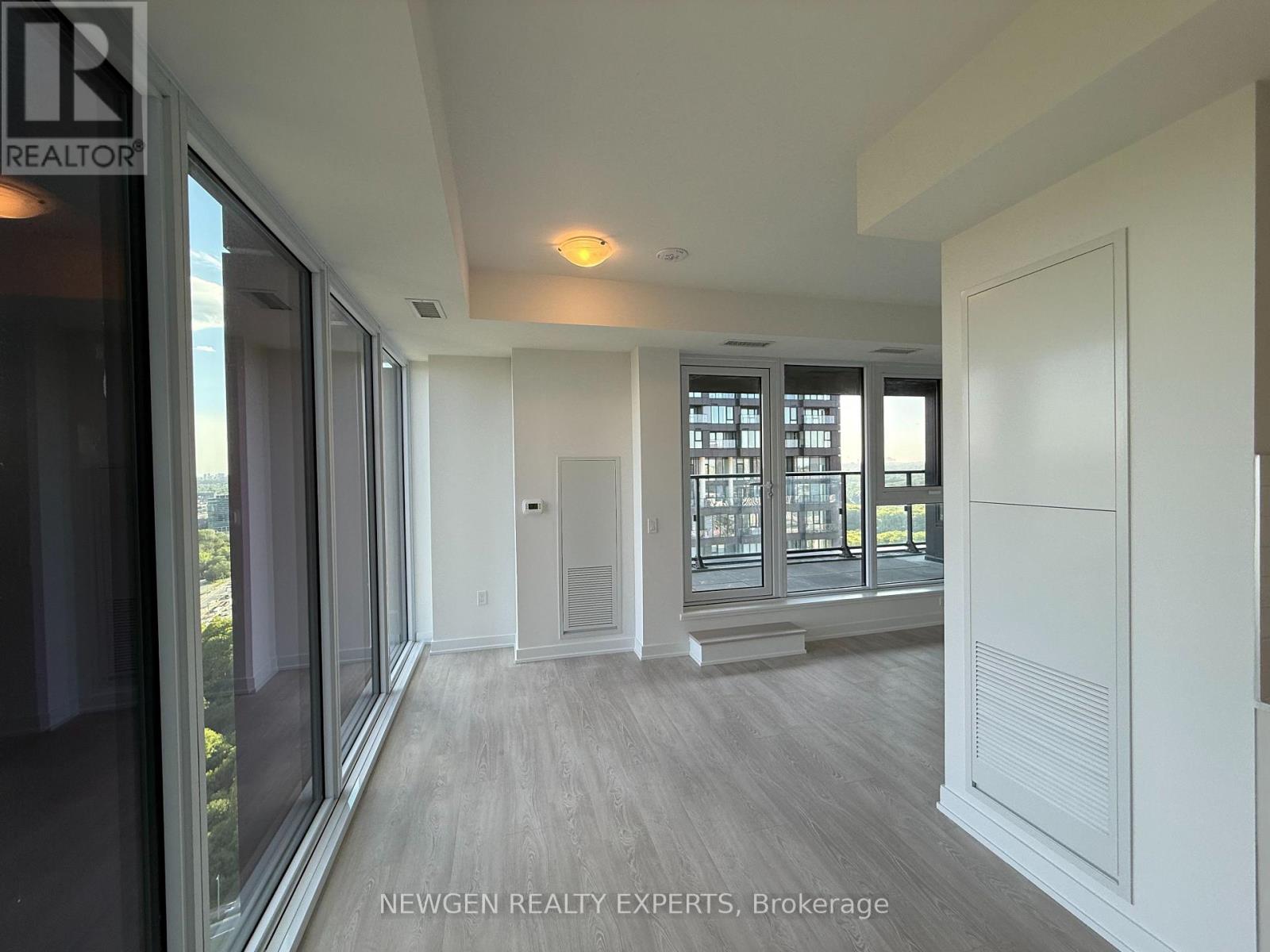 2911 - 5 Quarrington Lane, Toronto, Ontario  M3C 0S5 - Photo 6 - C13217422