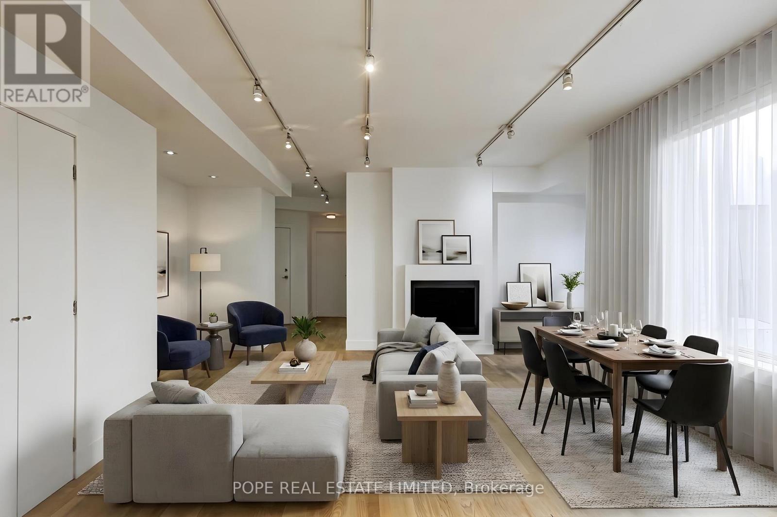 4 - 427 CRAWFORD STREET, Toronto, Ontario