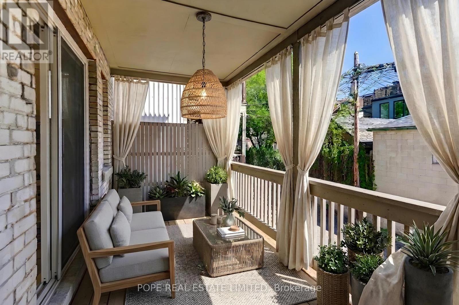 4 - 427 Crawford Street, Toronto, Ontario  M6G 3J7 - Photo 6 - C13217430