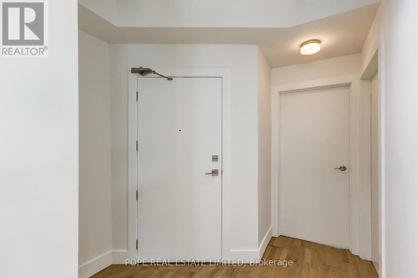 4 - 427 Crawford Street, Toronto, Ontario  M6G 3J7 - Photo 8 - C13217430
