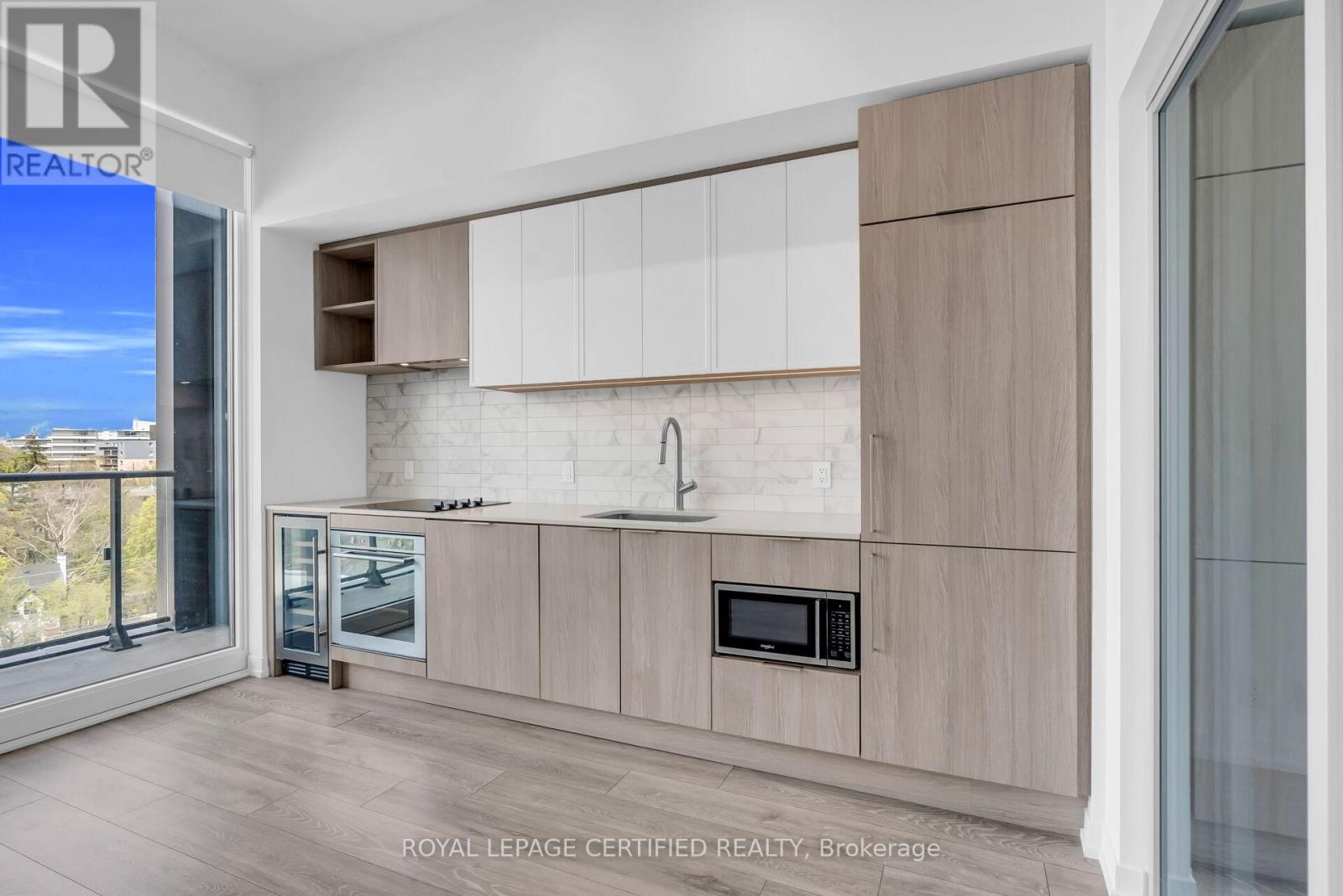 919 - 2020 Bathurst Street, Toronto, Ontario  M5P 0A6 - Photo 16 - C13217438