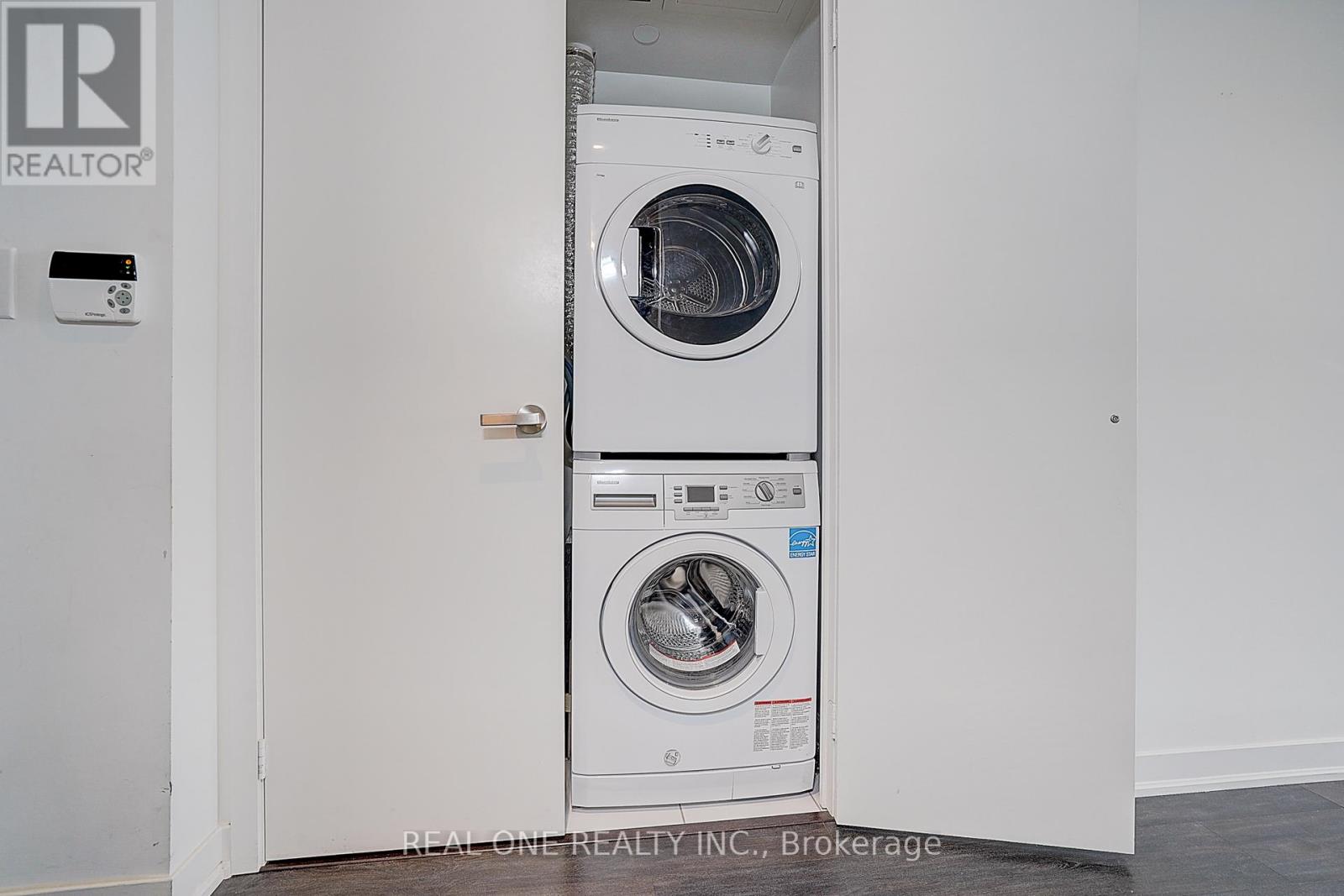 5008 - 100 Harbour Street, Toronto, Ontario  M5J 0B5 - Photo 11 - C13217448
