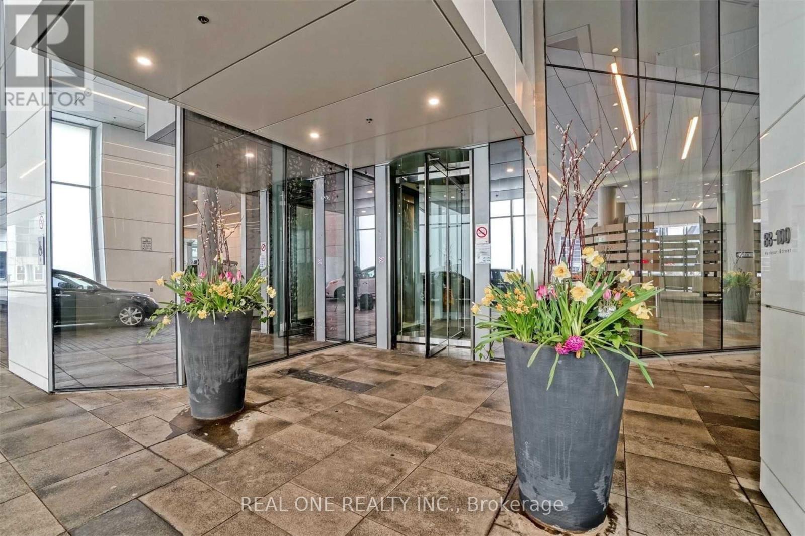 5008 - 100 Harbour Street, Toronto, Ontario  M5J 0B5 - Photo 2 - C13217448