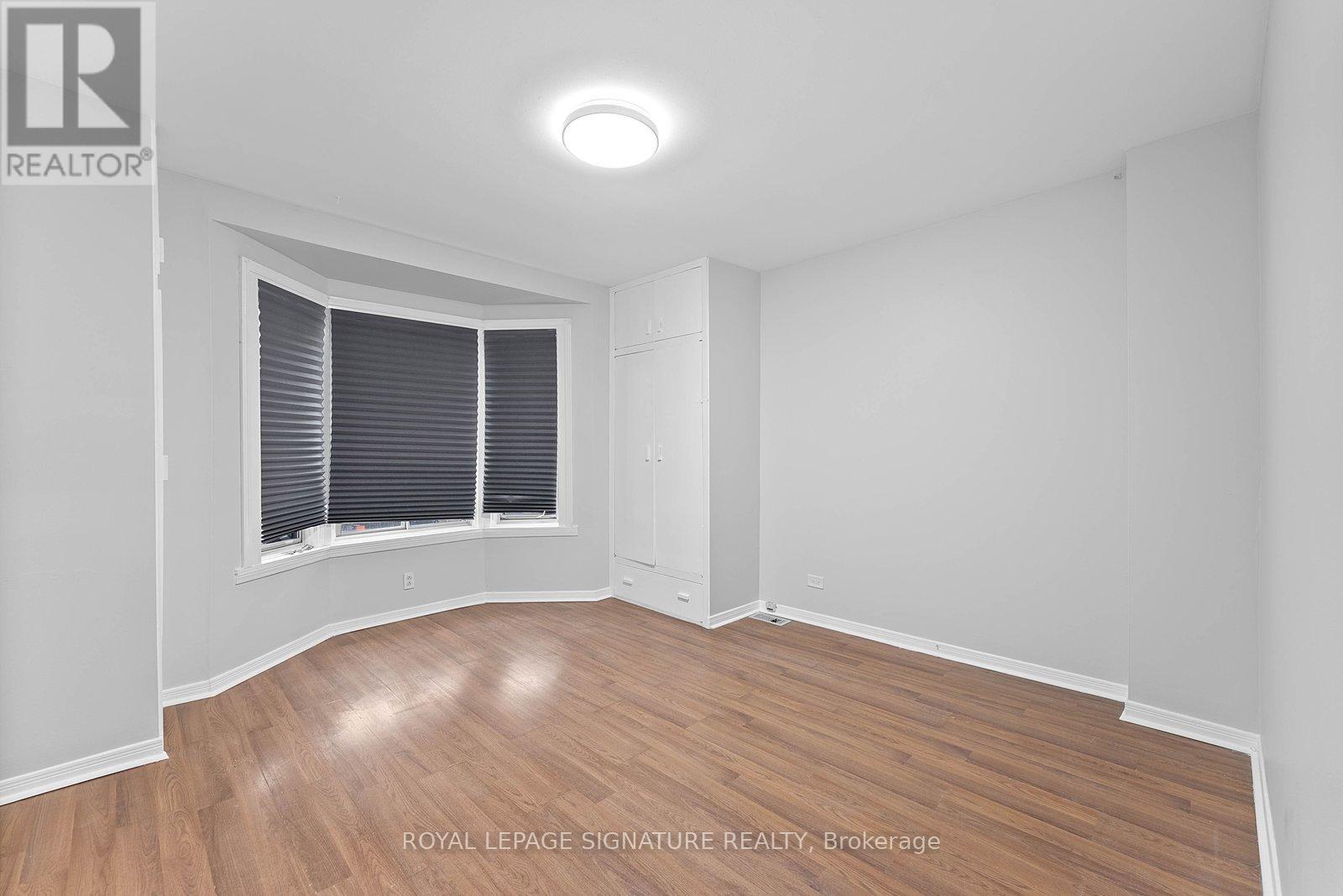 2 - 233 Greenwood Avenue, Toronto, Ontario  M4L 2R4 - Photo 4 - E13217412