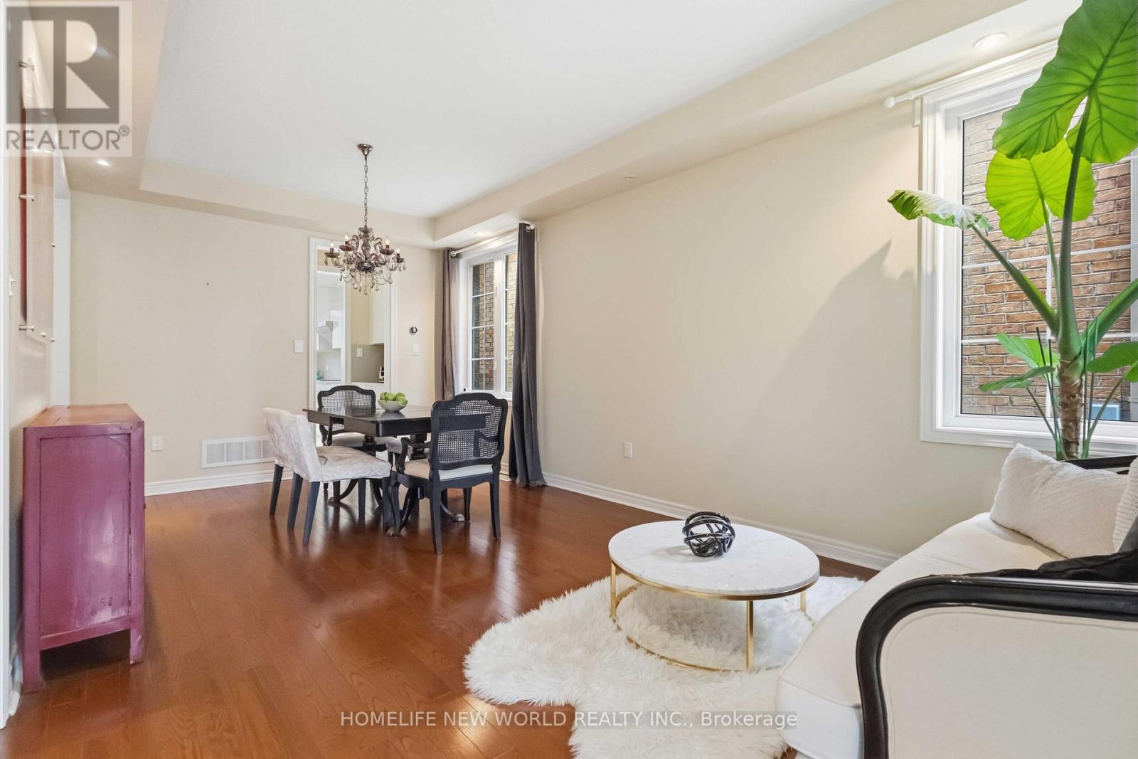 44 Dame Gruev Drive, Markham, Ontario  L6E 0M4 - Photo 3 - N13217424