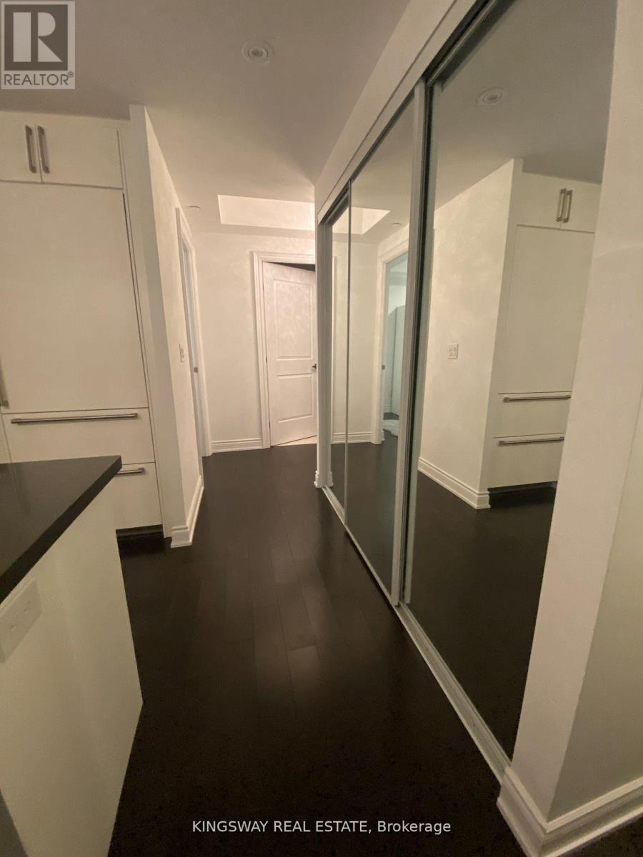 A608 - 3500 Lakeshore Road W, Oakville, Ontario  L6L 0B4 - Photo 10 - W13217436