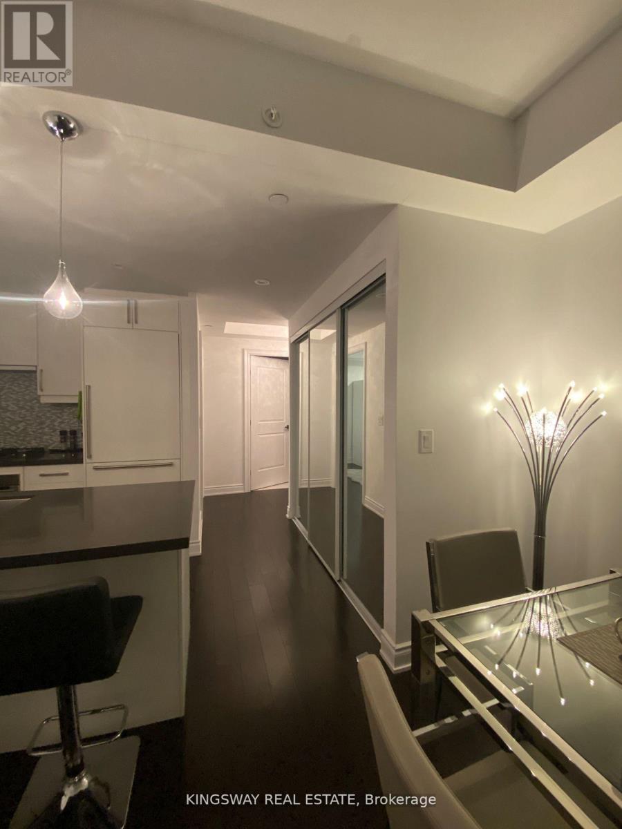 A608 - 3500 Lakeshore Road W, Oakville, Ontario  L6L 0B4 - Photo 11 - W13217436