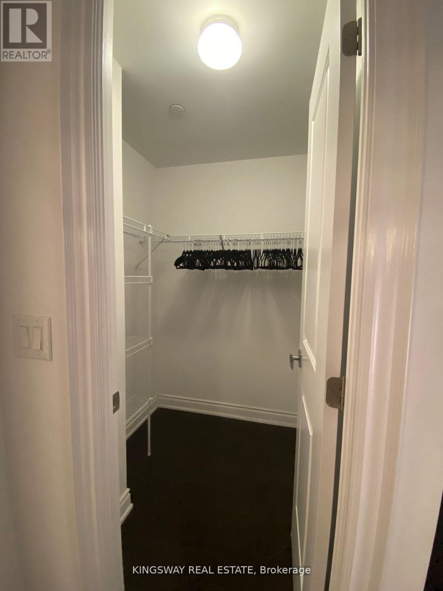 A608 - 3500 Lakeshore Road W, Oakville, Ontario  L6L 0B4 - Photo 13 - W13217436