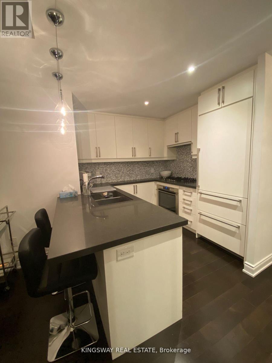A608 - 3500 Lakeshore Road W, Oakville, Ontario  L6L 0B4 - Photo 17 - W13217436
