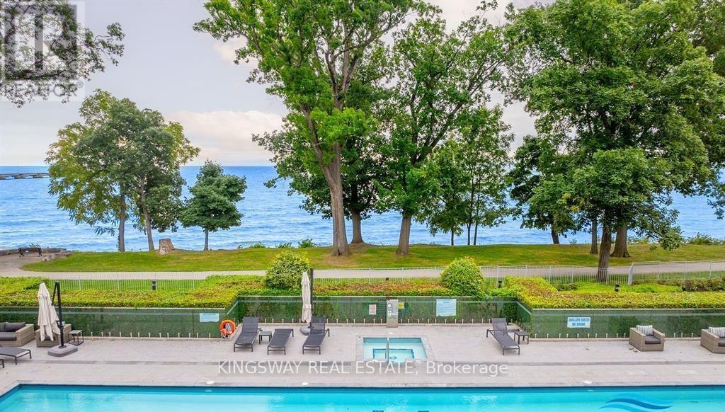 A608 - 3500 Lakeshore Road W, Oakville, Ontario  L6L 0B4 - Photo 2 - W13217436