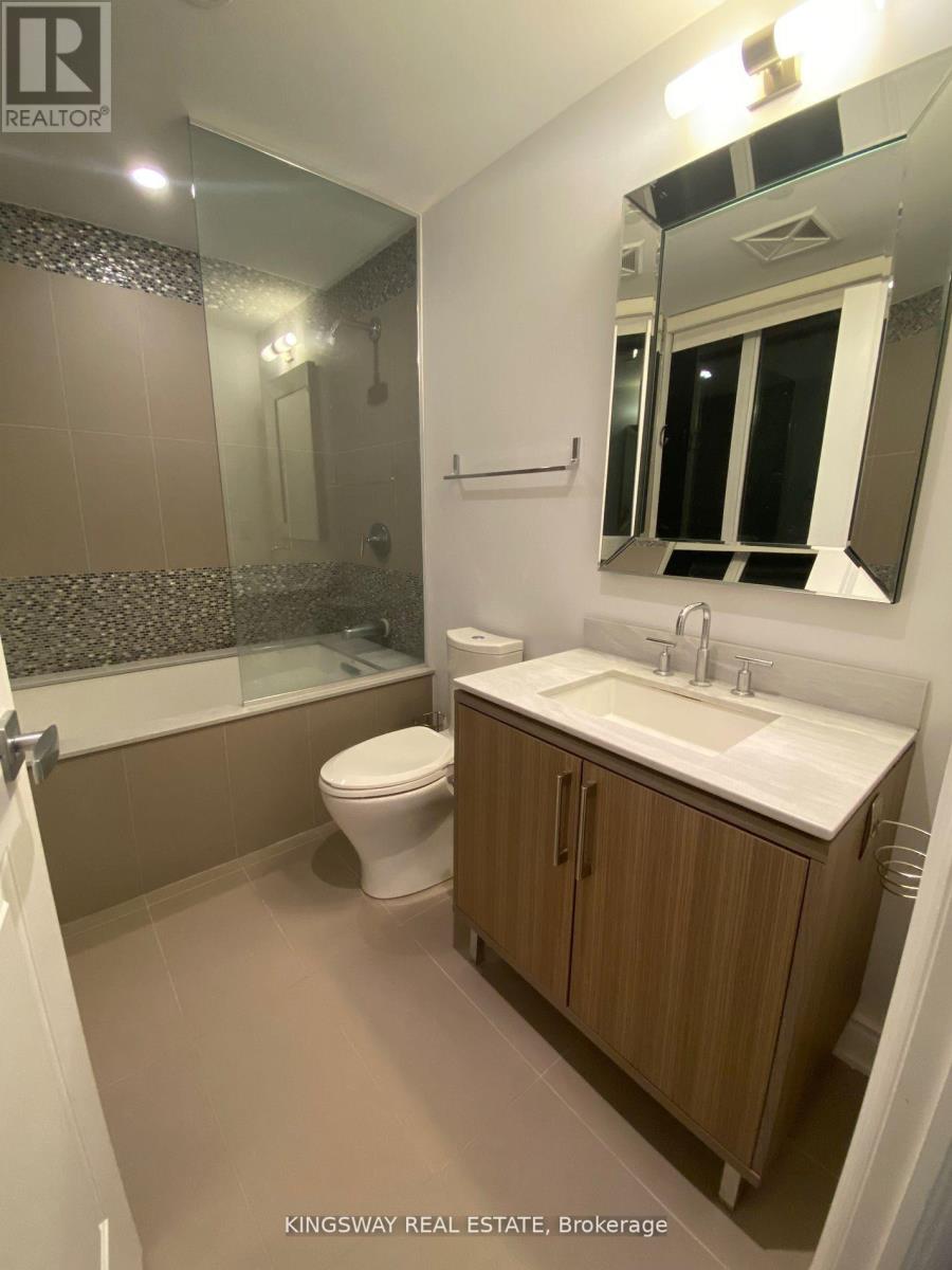 A608 - 3500 Lakeshore Road W, Oakville, Ontario  L6L 0B4 - Photo 21 - W13217436