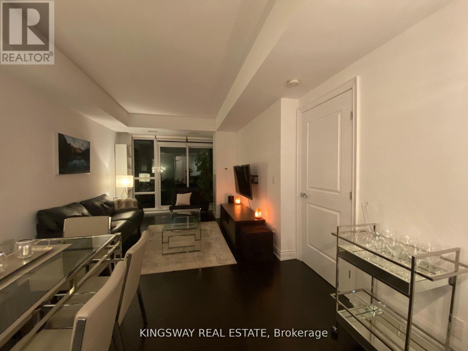 A608 - 3500 Lakeshore Road W, Oakville, Ontario  L6L 0B4 - Photo 9 - W13217436