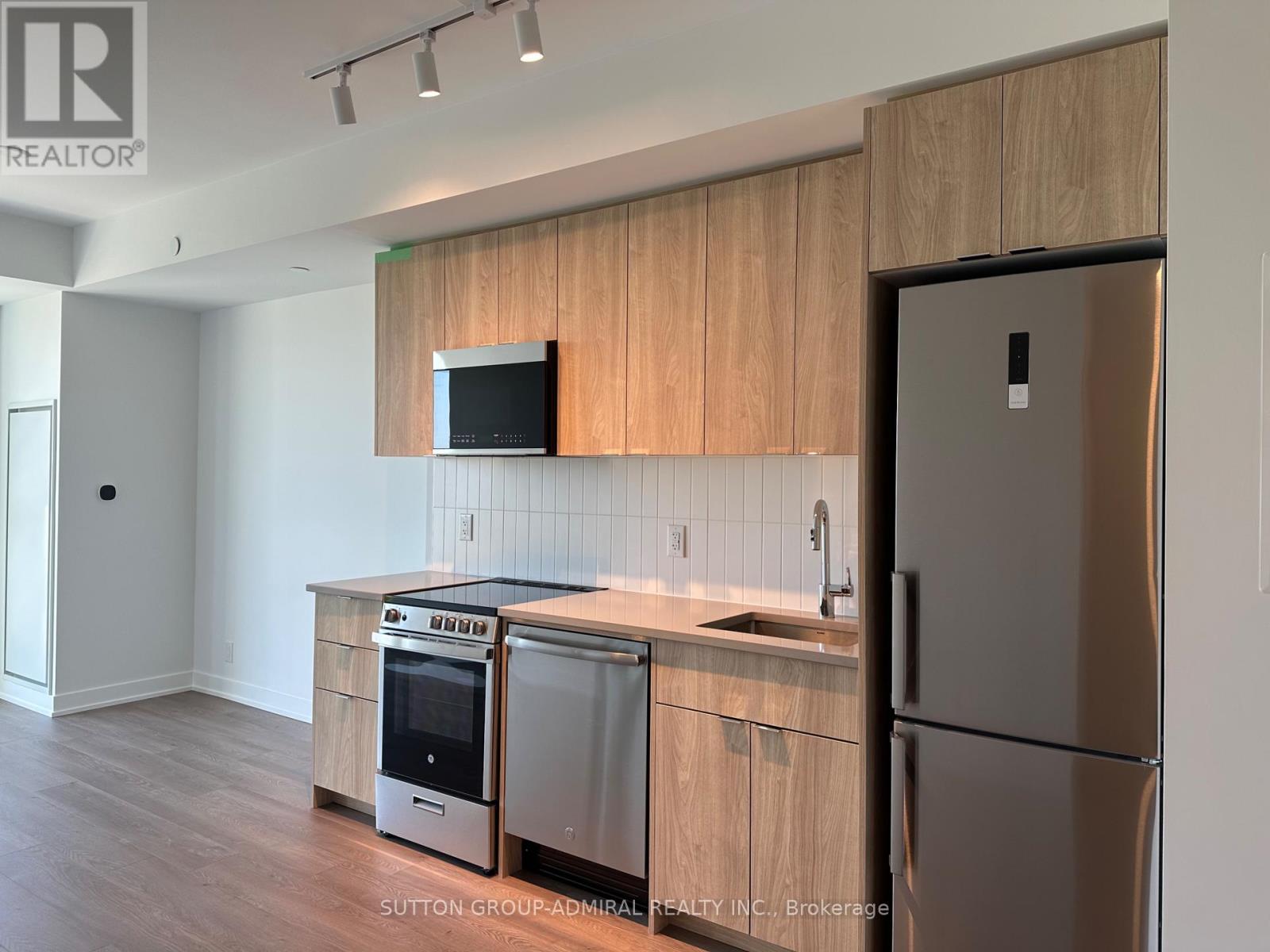 1104 - 1660 Bloor Street W, Toronto, Ontario  M6P 0C6 - Photo 12 - W13217444