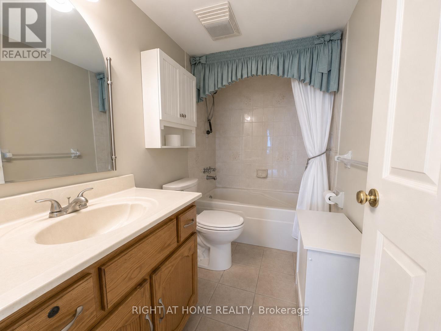 104 - 6 Village Green Boulevard, Hamilton, Ontario  L8G 5B7 - Photo 15 - X13217416