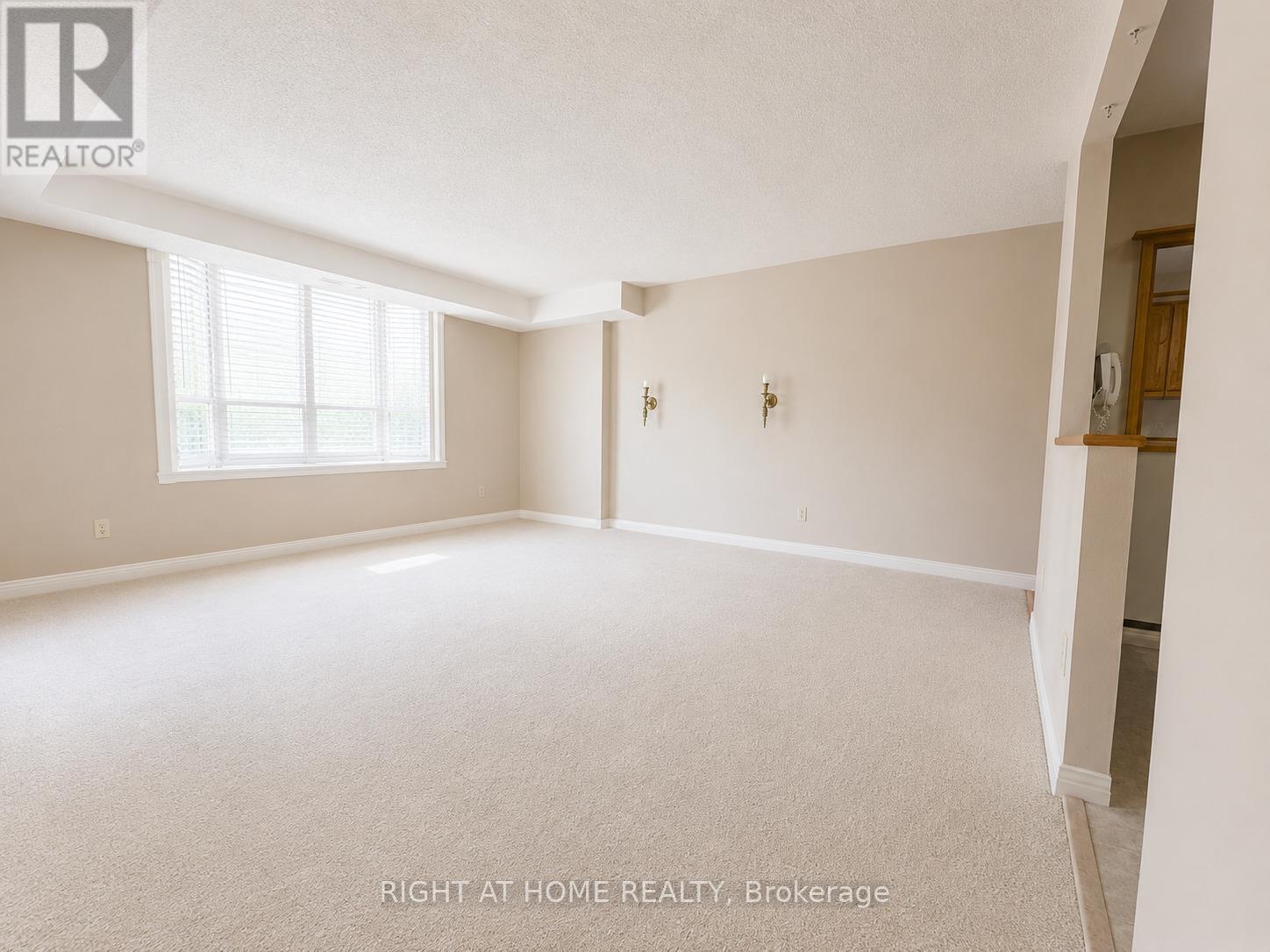 104 - 6 Village Green Boulevard, Hamilton, Ontario  L8G 5B7 - Photo 3 - X13217416