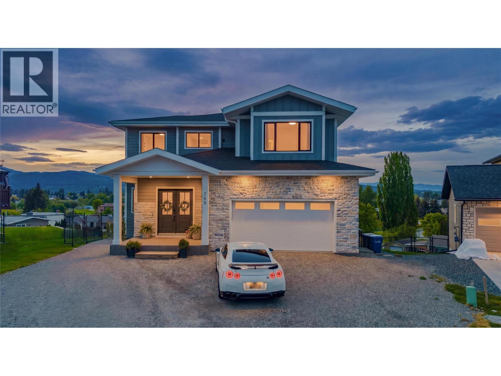 705 22nd Avenue S, Cranbrook, British Columbia V1C 6Y7 - Photo 41 - 10388934