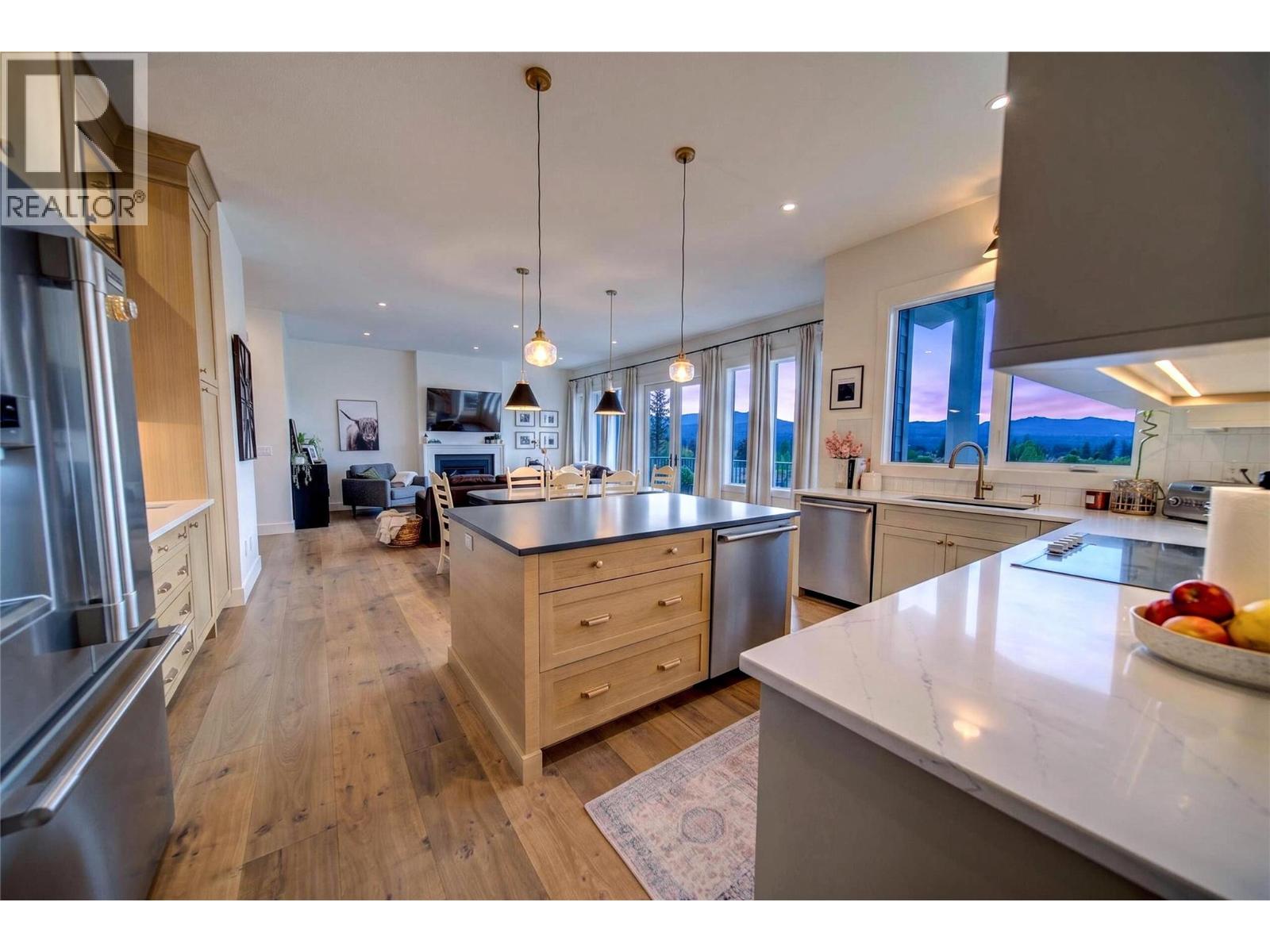 705 22nd Avenue S, Cranbrook, British Columbia V1C 6Y7 - Photo 11 - 10388934