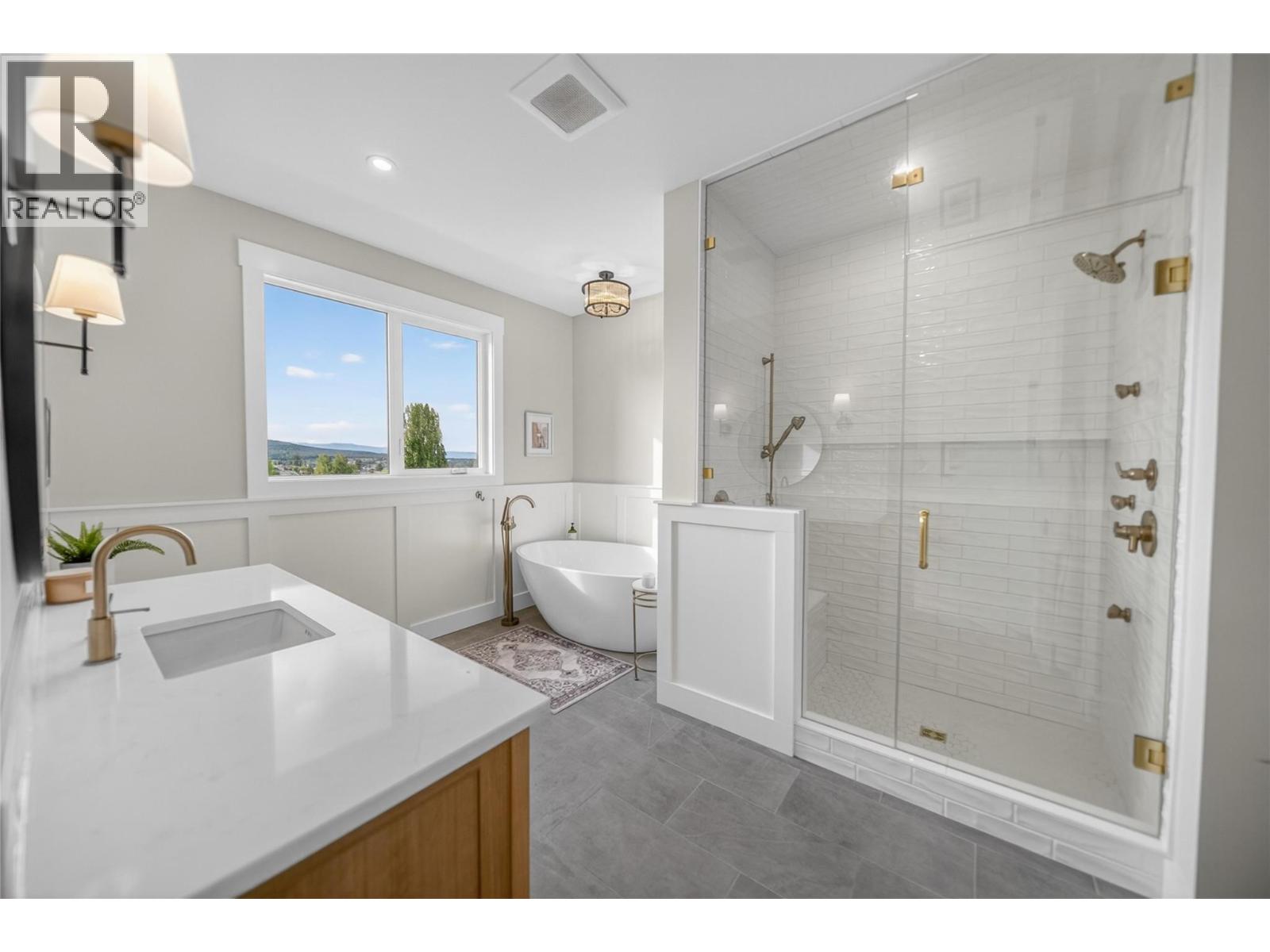 705 22nd Avenue S, Cranbrook, British Columbia V1C 6Y7 - Photo 20 - 10388934