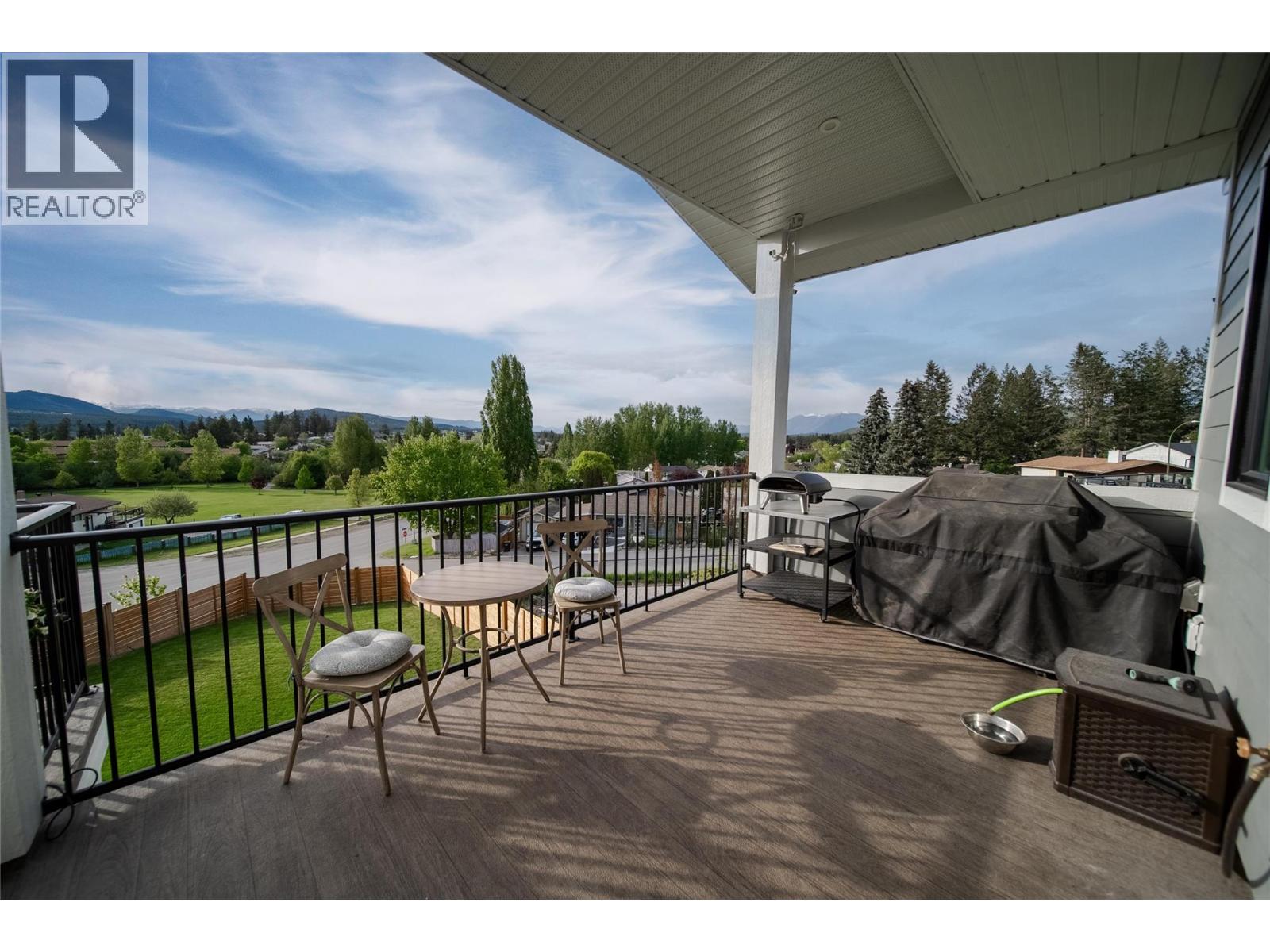 705 22nd Avenue S, Cranbrook, British Columbia V1C 6Y7 - Photo 14 - 10388934
