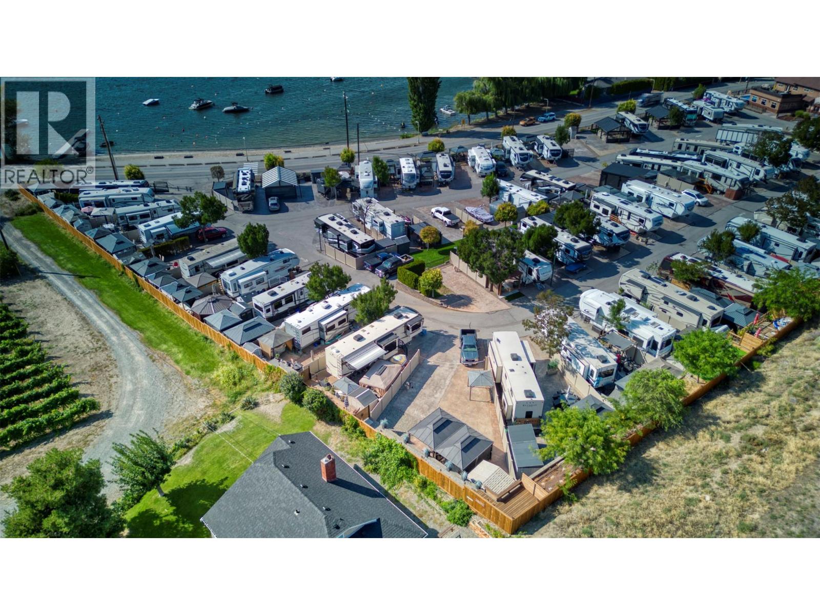 3207 LAKESHORE Drive Unit# 26 Osoyoos, BC V0H1V6_7