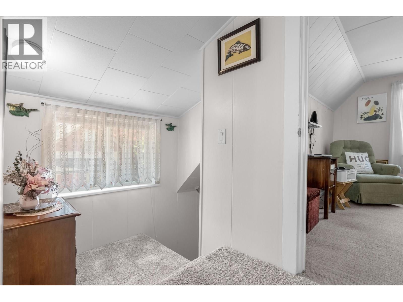 20290 Wanstead Street, Maple Ridge, British Columbia  V2X 1J1 - Photo 11 - R3127959