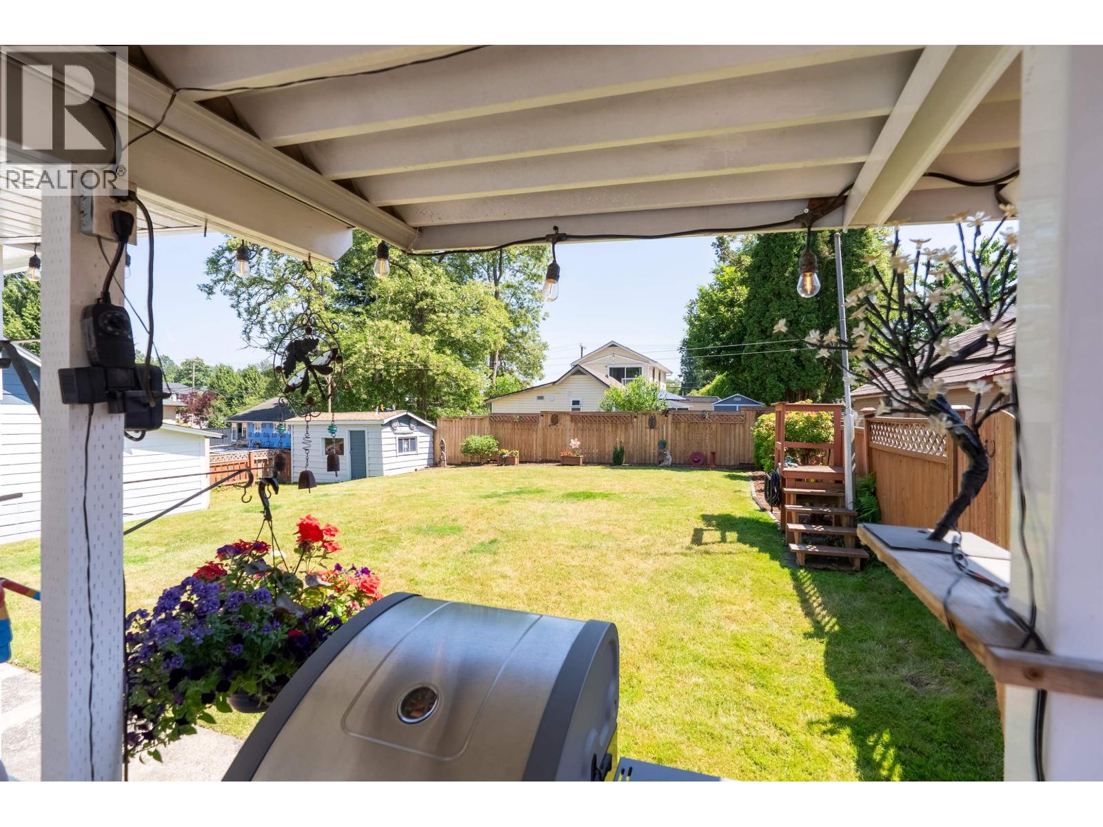20290 Wanstead Street, Maple Ridge, British Columbia  V2X 1J1 - Photo 31 - R3127959