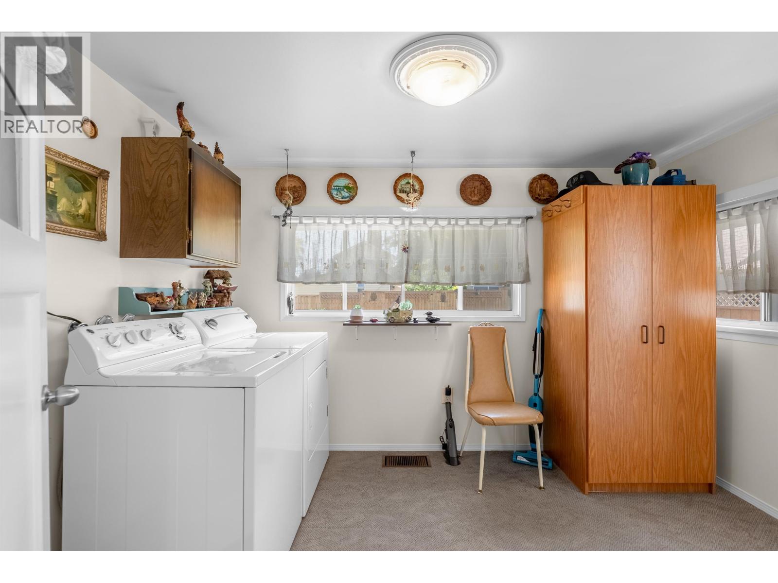 20290 Wanstead Street, Maple Ridge, British Columbia  V2X 1J1 - Photo 16 - R3127959