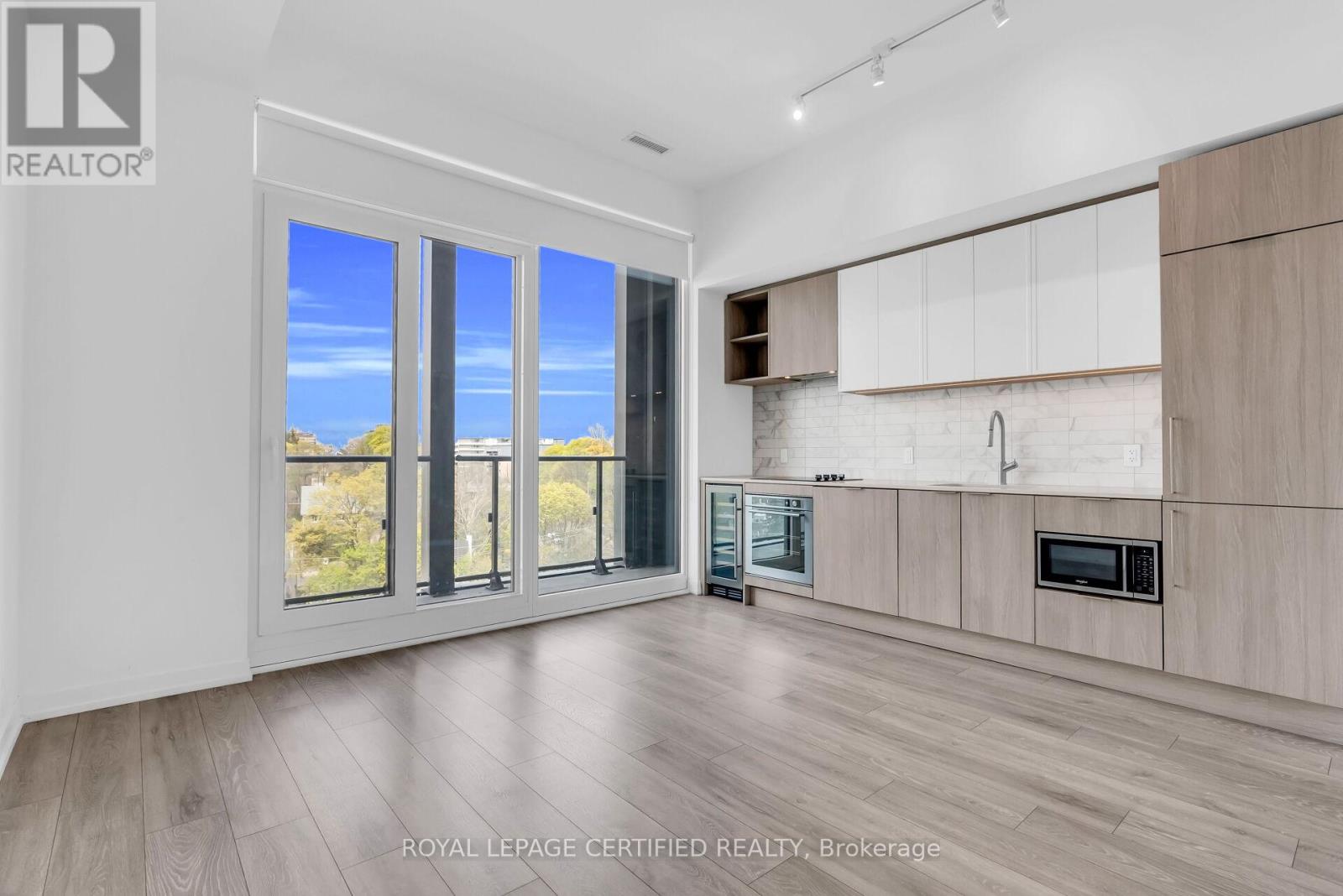 919 - 2020 Bathurst Street, Toronto, Ontario  M5P 0A6 - Photo 10 - C13217456