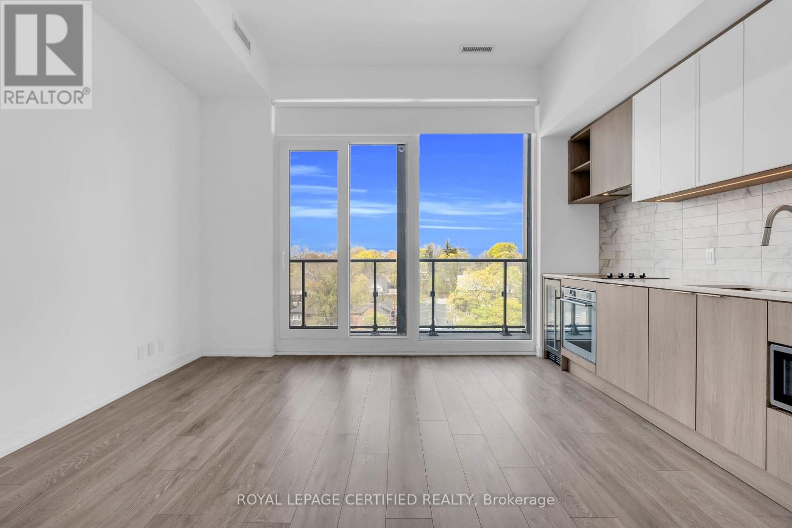 919 - 2020 Bathurst Street, Toronto, Ontario  M5P 0A6 - Photo 11 - C13217456