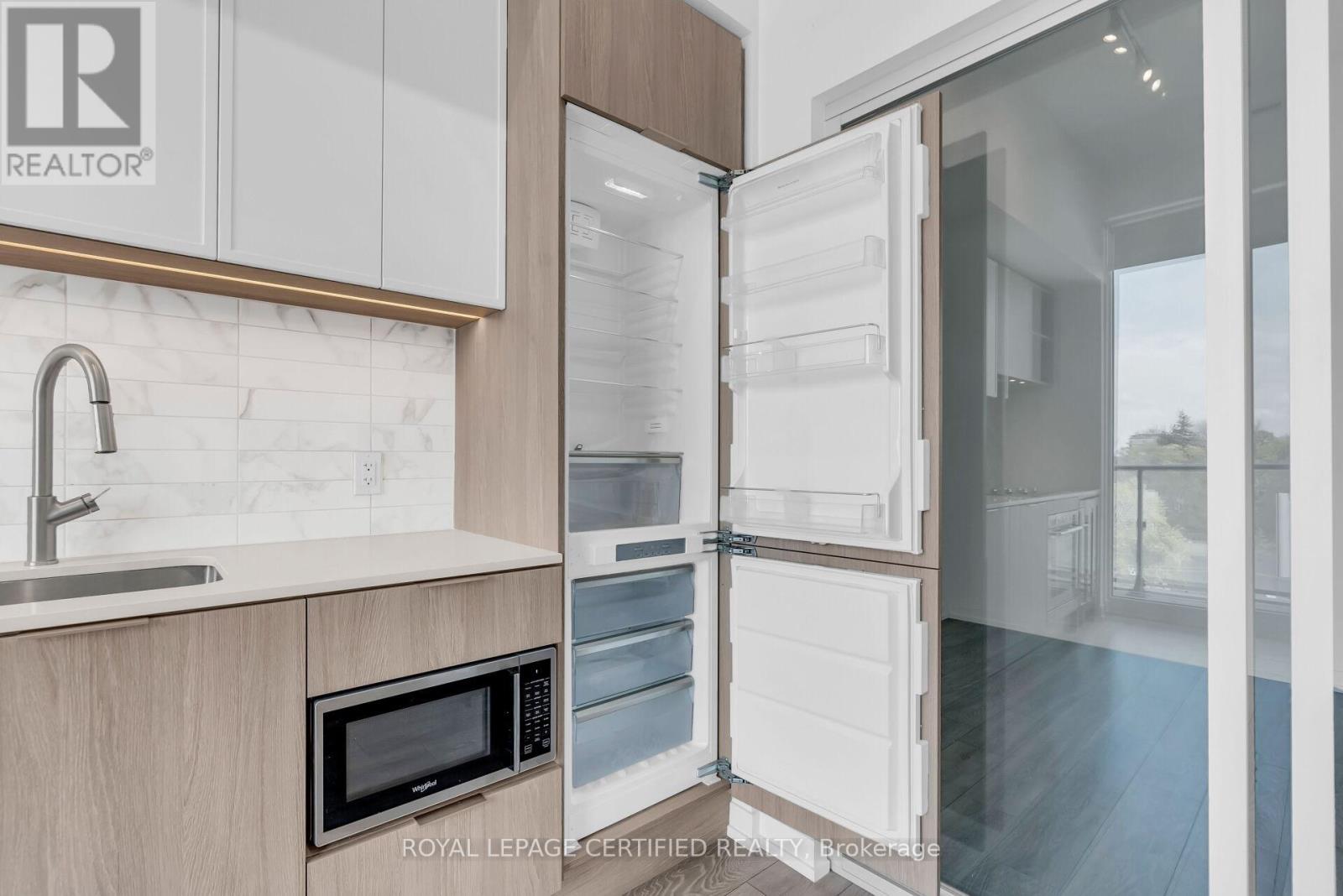 919 - 2020 Bathurst Street, Toronto, Ontario  M5P 0A6 - Photo 17 - C13217456