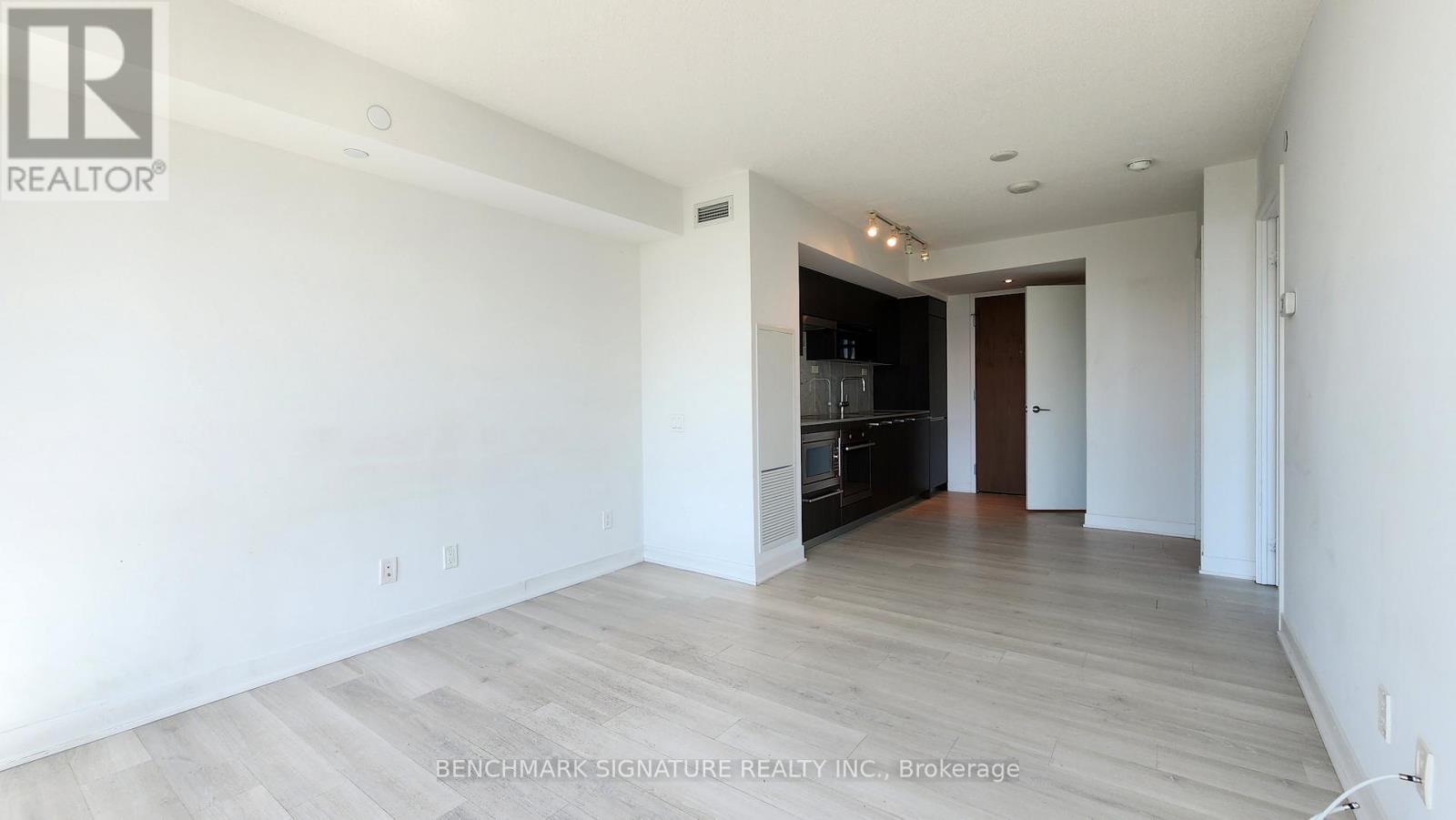 1801 - 80 Queens Wharf Road, Toronto, Ontario  M5V 0J3 - Photo 13 - C13217472