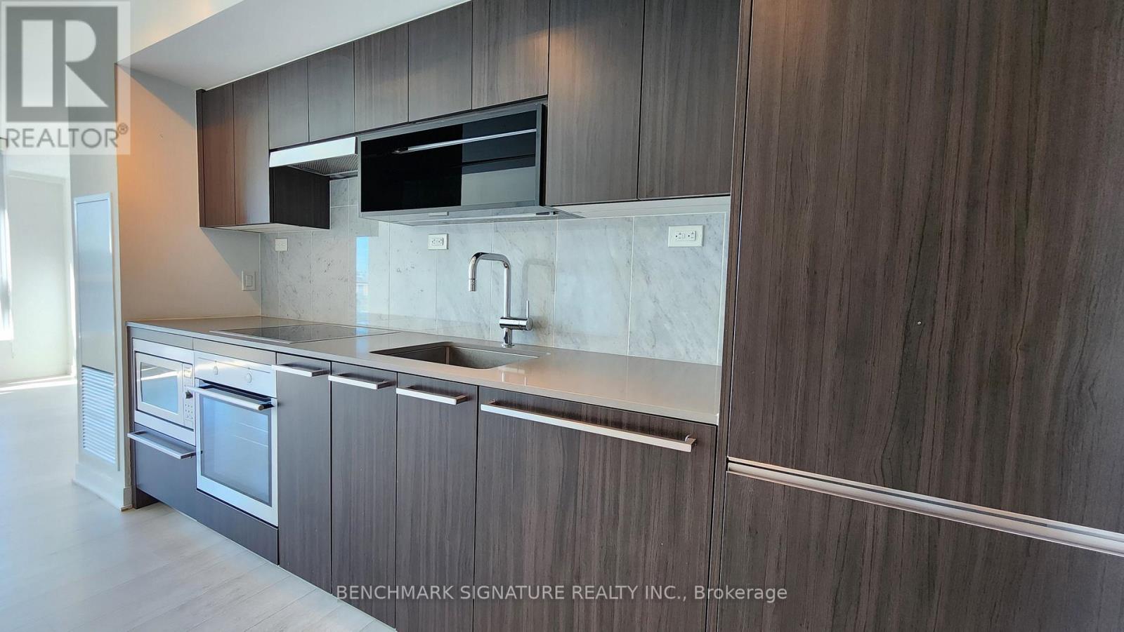 1801 - 80 Queens Wharf Road, Toronto, Ontario  M5V 0J3 - Photo 6 - C13217472