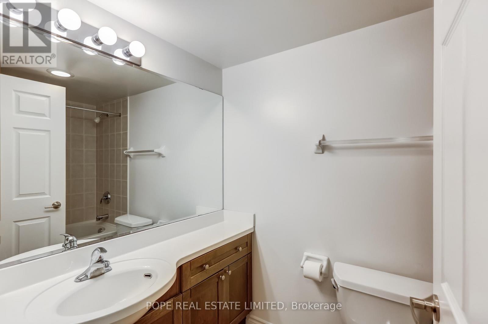 713 - 763 Bay Street, Toronto, Ontario  M5G 2R3 - Photo 14 - C13217478